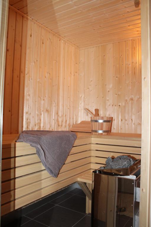 Fischer'S Ferienhaus Ruegen Mit Sauna Und Kamin Ummanz 客房 照片